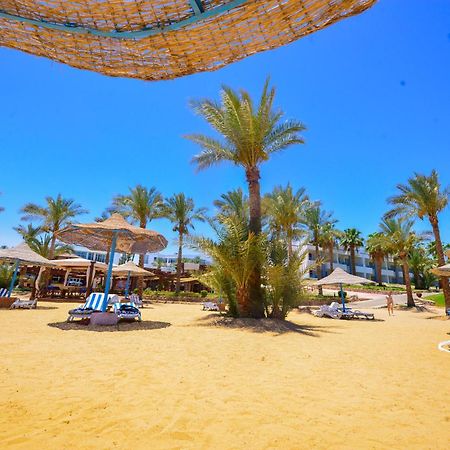 Queen Sharm Aqua Park Hotel Exterior photo