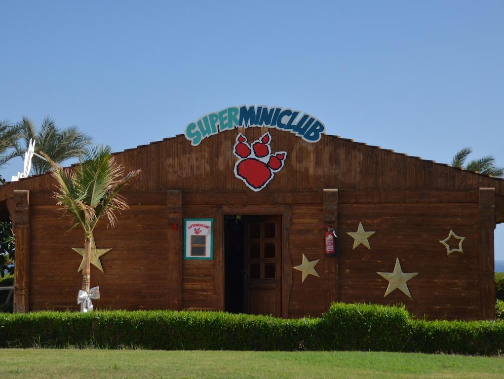 Queen Sharm Aqua Park Hotel Exterior photo