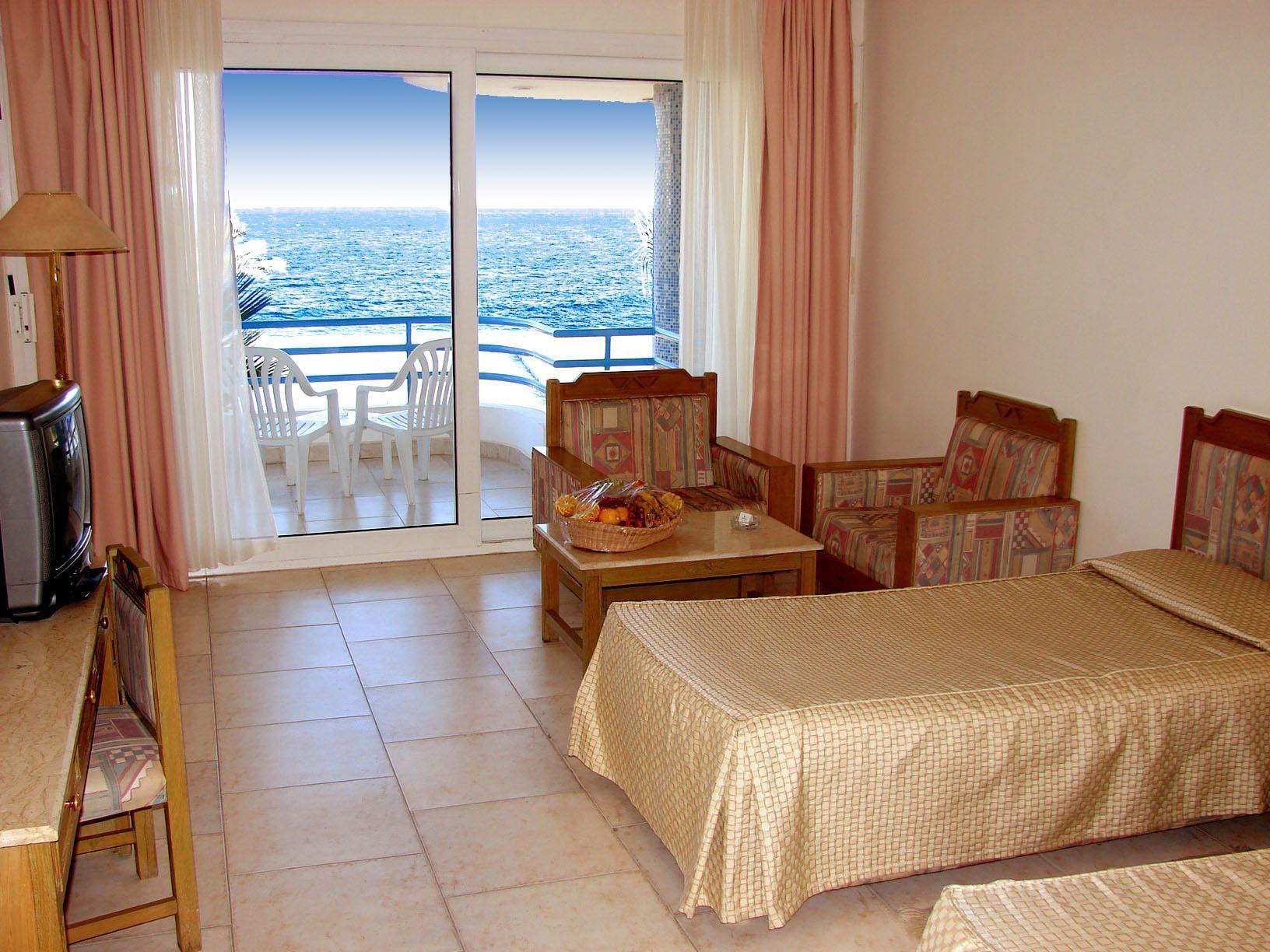 Queen Sharm Aqua Park Hotel Exterior photo