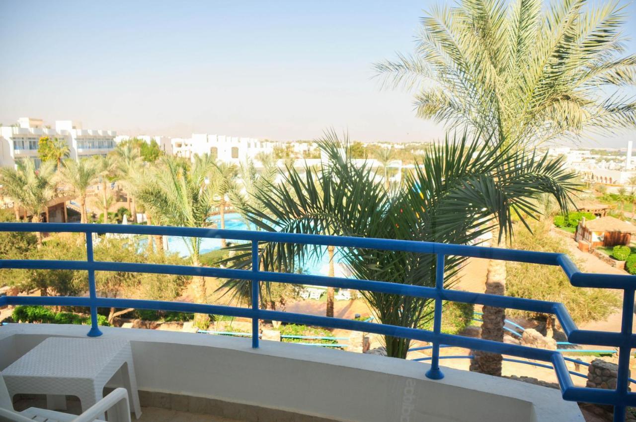 Queen Sharm Aqua Park Hotel Exterior photo