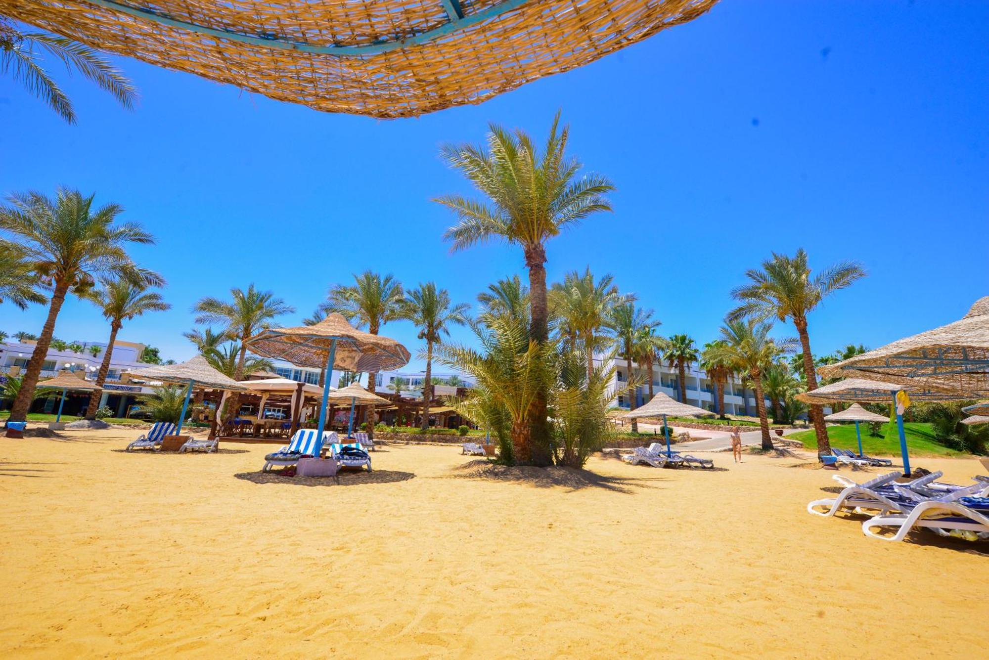 Queen Sharm Aqua Park Hotel Exterior photo