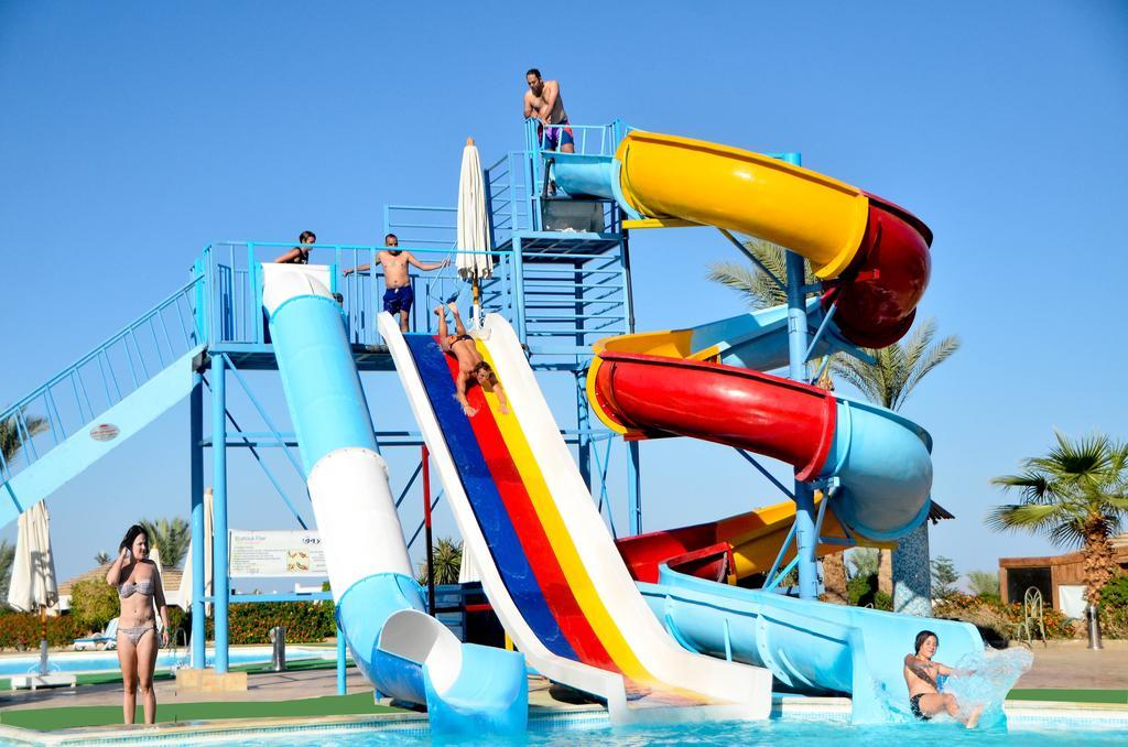 Queen Sharm Aqua Park Hotel Exterior photo