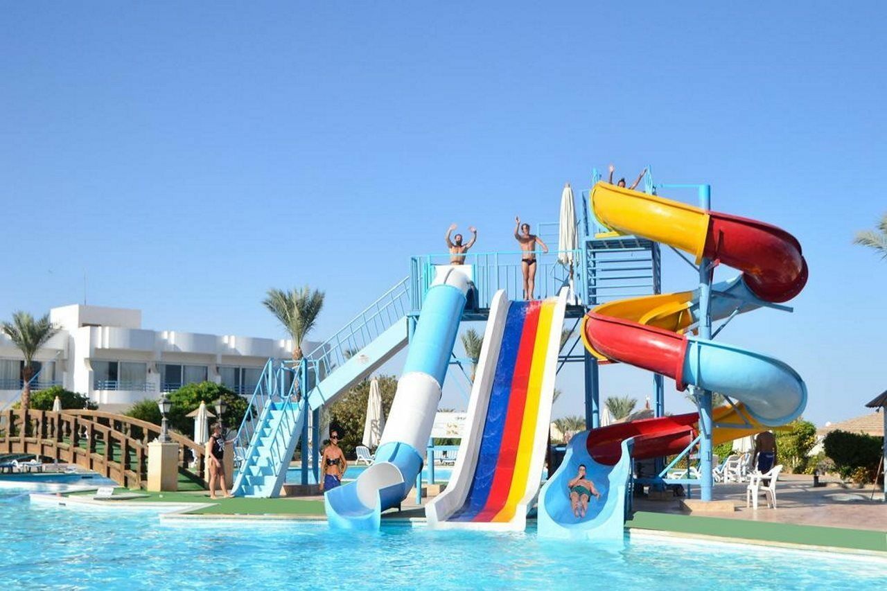 Queen Sharm Aqua Park Hotel Exterior photo